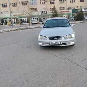 Toyota Camry 1999