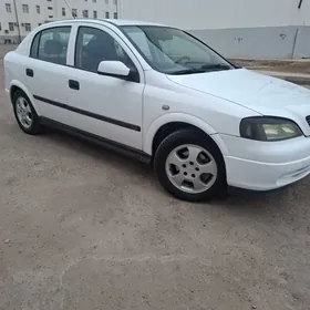 Opel Astra 2000