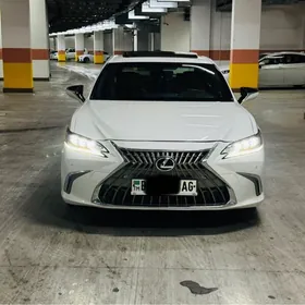 Lexus ES 350 2019