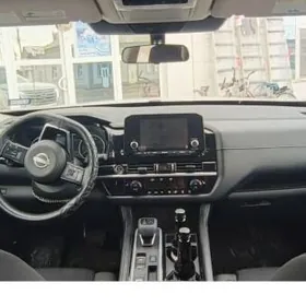 Nissan Pathfinder 2022