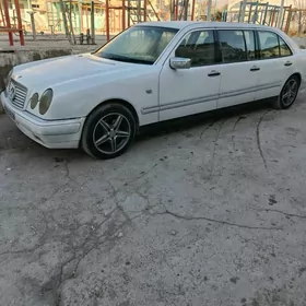 Mercedes-Benz E320 1998