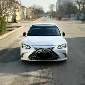 Lexus ES 350 2019
