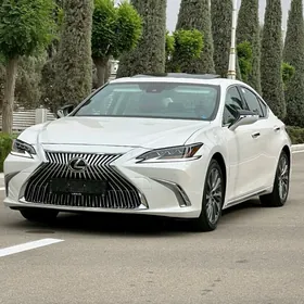 Lexus ES 350 2021