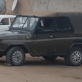 UAZ 469 1986
