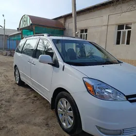 Toyota Sienna 2005