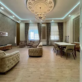 14 tapgyr 5 komnat 250 m2