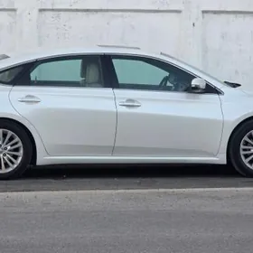 Toyota Avalon 2013