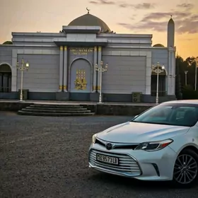Toyota Avalon 2018