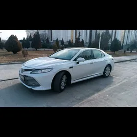 Toyota Camry 2018