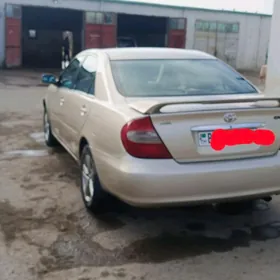 Toyota Camry 2003