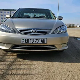 Toyota Camry 2004