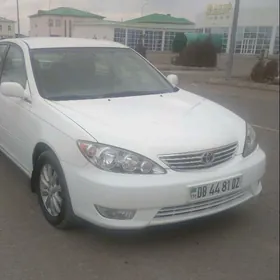 Toyota Camry 2004