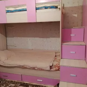 двух ярусная кровать