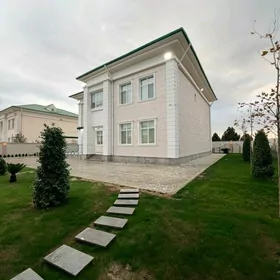 Чызгы Коттедж Люкс