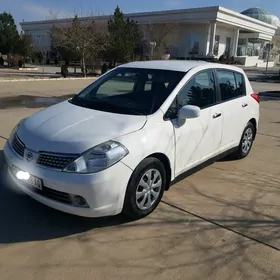 Nissan Versa 2010