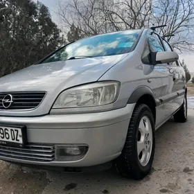 Opel Zafira 2001