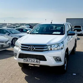 Toyota Hilux 2020