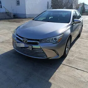 Toyota Camry 2017