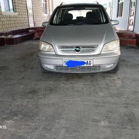 Opel Zafira 2004