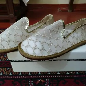 Täze model razmer 37