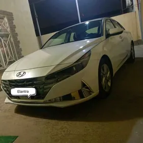Hyundai Elantra 2021