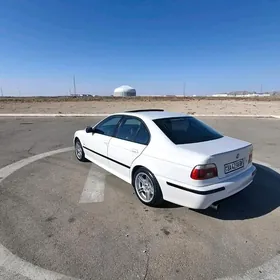 BMW E39 2002