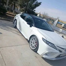 Toyota Camry 2022