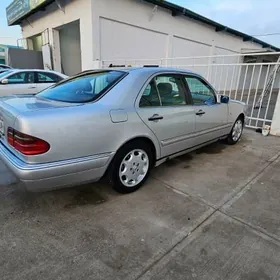 Mercedes-Benz C320 1996