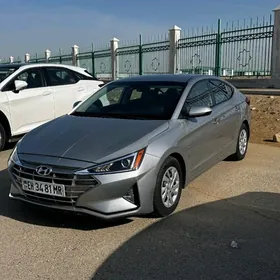 Hyundai Elantra 2020