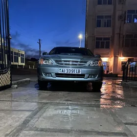 Chevrolet Epica 2004