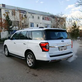 Ford Expedition 2023