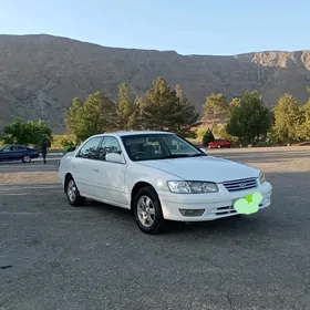 Toyota Camry 1999