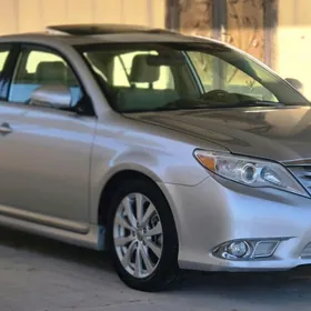 Toyota Avalon 2011