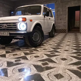 Lada Niva 1980