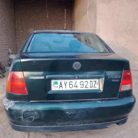 Volkswagen Polo 1998