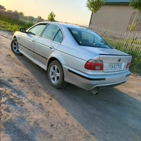 BMW E39 1998