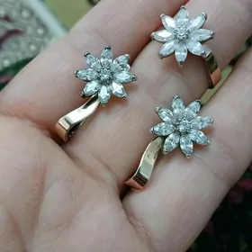 Gyzyl gulakhalka 8k 925