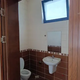 salon ucin arenda yer bar