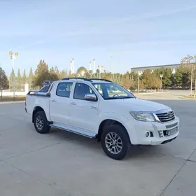 Toyota Hilux 2014