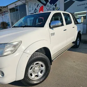 Toyota Hilux 2013
