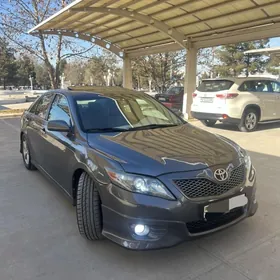 Toyota Camry 2011