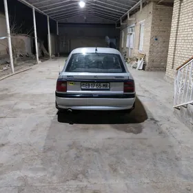 Opel Vectra 1993