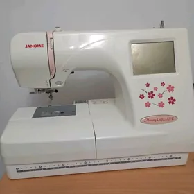 Janome 370 E