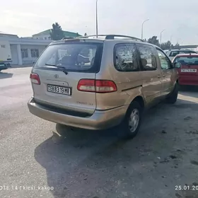 Toyota Sienna 2002