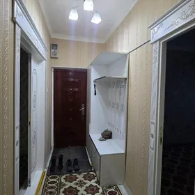 Восточный 304 2нжи этаж 3комна