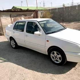 Volkswagen Golf 1992
