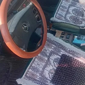 Mercedes-Benz 230E 1990