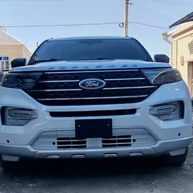 Ford Explorer 2022