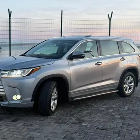 Toyota Highlander 2016
