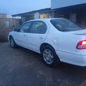 Infiniti J 1996